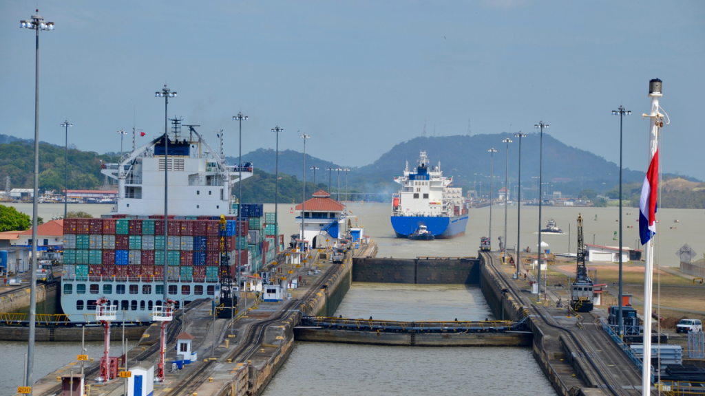 postponement warehouse en Panama